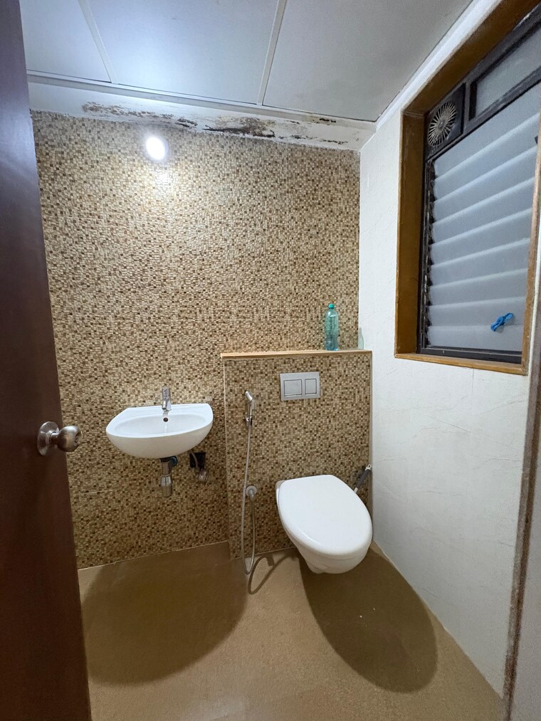 Bathroom, lodha-lakeshore-greens 2 Bedroom 698 Sq.Ft. Apartment In Dombivli East Thane 9646209