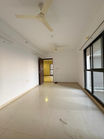 Room in 2 BHK Apartment at Lodha Lakeshore Greens, Dombivli East – for Rent