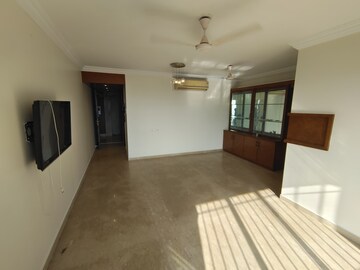 Bedroom in 2.5 BHK Apartment at Ekta World Lake Primrose, Powai – for Rent