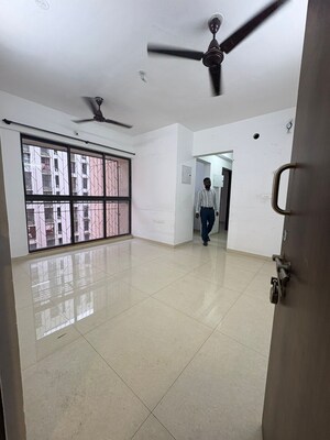 2 BHK Apartment For Rent in Lodha Lakeshore Greens, Dombivli East