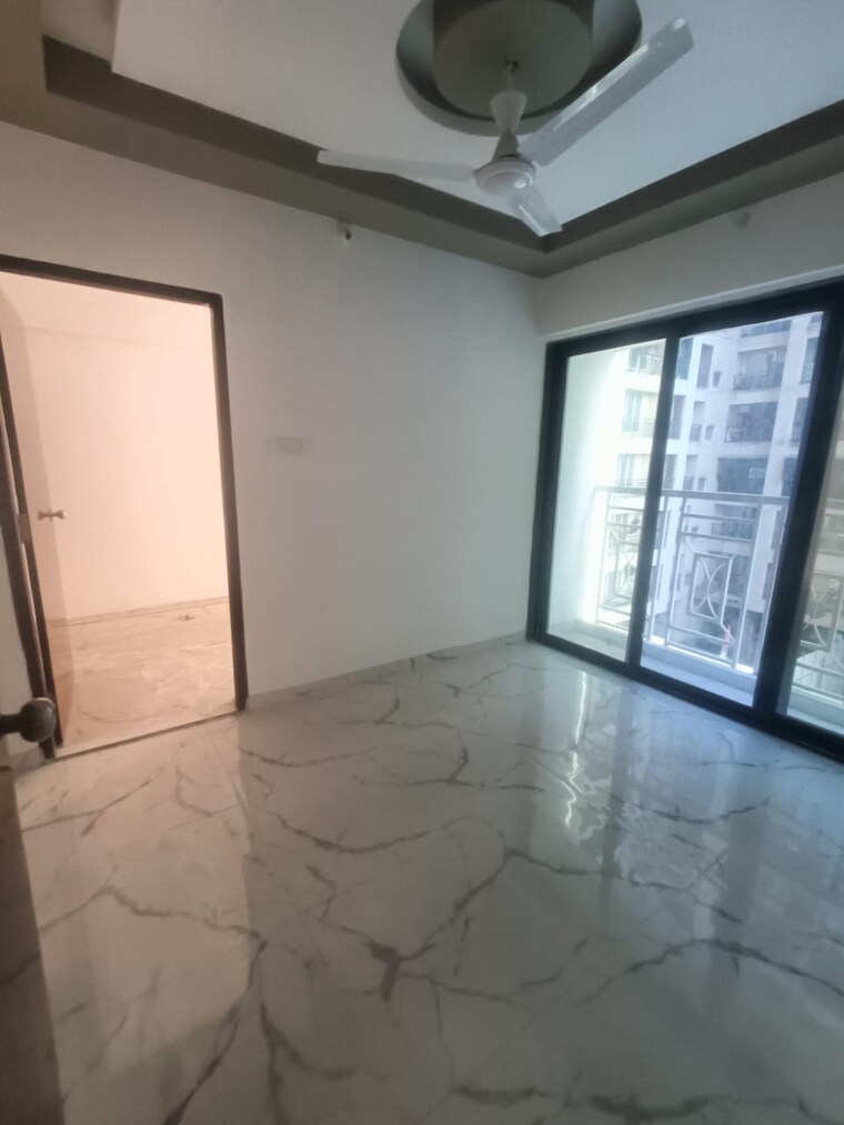 Room, madhuban-township 1.5 Bedroom 750 Sq.Ft. Apartment In Vasai East Palghar 9646235