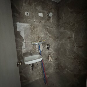 Bathroom in 1 BHK Apartment at Vikhroli East – for Rent