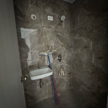 Bathroom in 1 BHK Apartment at Vikhroli East – for Rent