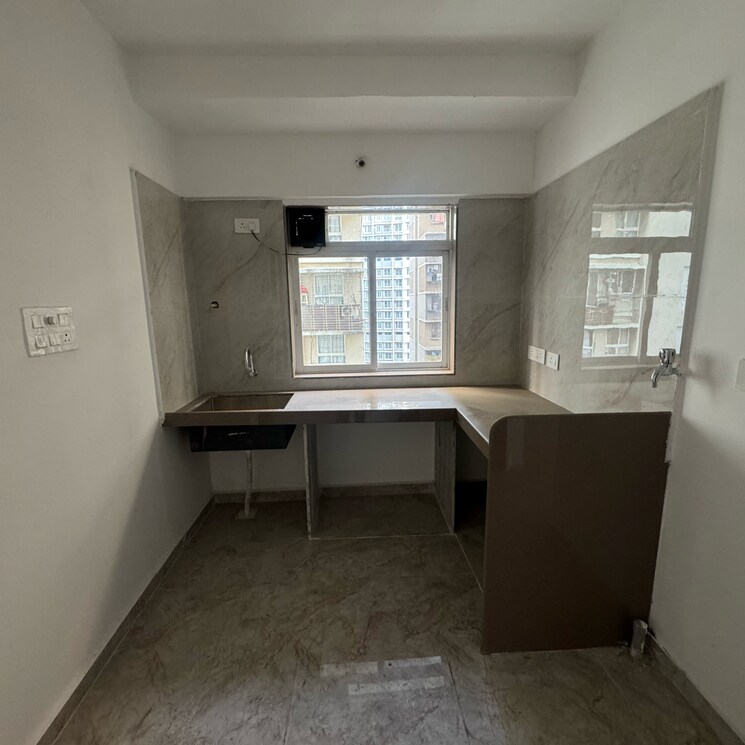  Parking, vikhroli east 1 Bedroom 650 Sq.Ft. Apartment In Vikhroli East Mumbai 9646245