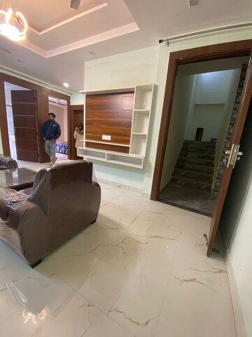 Living Room in 2 BHK Builder Floor at Kulhan – for Rent