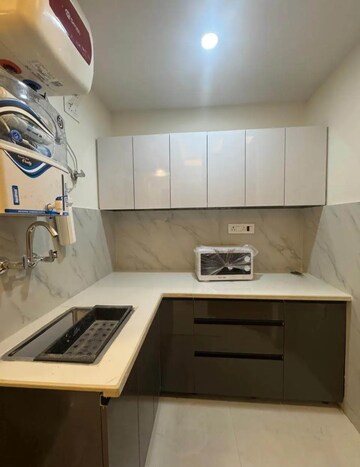 1 RK Apartment For Rent in Raheja Atlantis, Sector 31