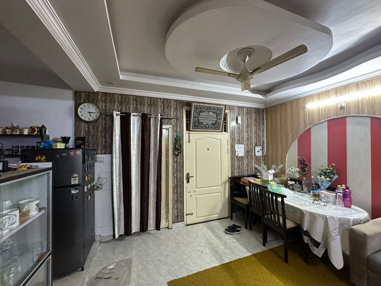 Living Room, hazratganj 2 Bedroom 1250 Sq.Ft. Apartment In Hazratganj Lucknow 9646269