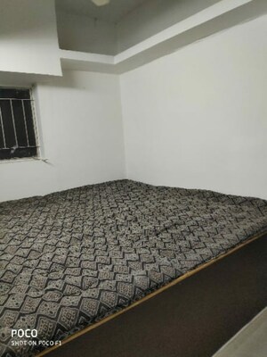 Bedroom in 2 BHK Apartment at Paldi – for Rent