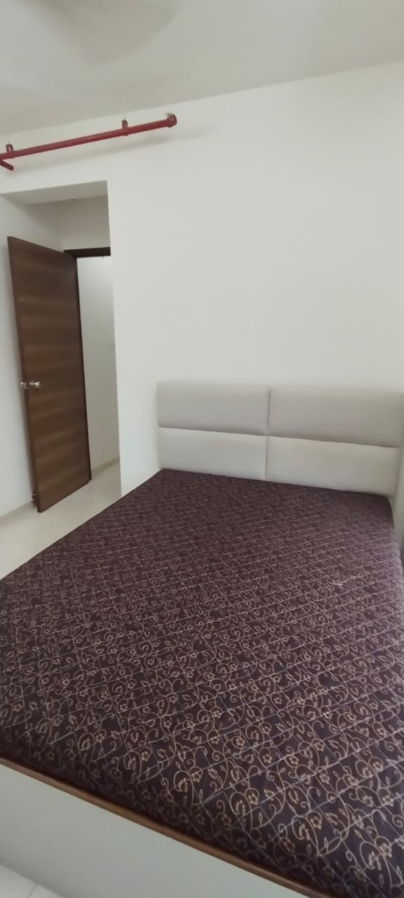 1 BHK Apartment For Rent in Silver Palace Pali Hill