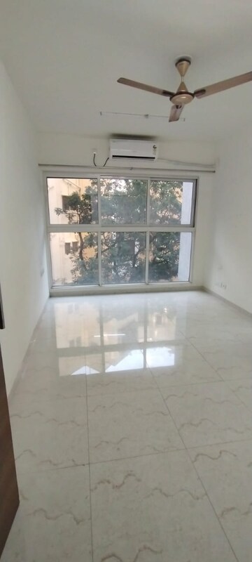 Furnished Amenities in 1 BHK Apartment at Silver Palace Pali Hill, Pali Hill – for Rent