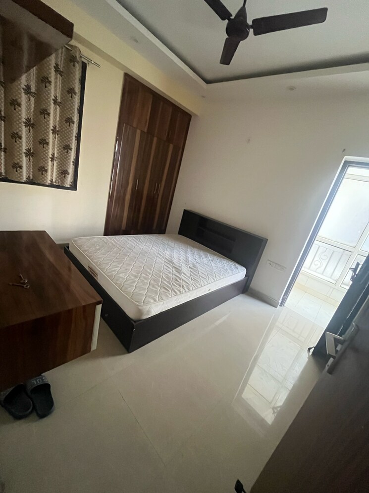 Bedroom, ace-city 2 Bedroom 1150 Sq.Ft. Apartment In Aimnabad Greater Noida 9646285