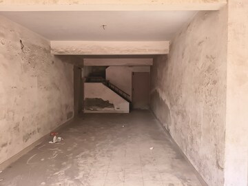 Parking in  Showroom at Sector 16 Vashi – for Rent