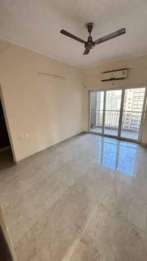 Room in 4 BHK Apartment at Antriksh Nature, Sector 52 – for Sale