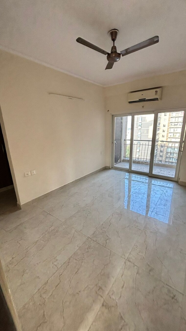 Room, antriksh-nature 4 Bedroom 2670 Sq.Ft. Apartment In Sector 52 Noida 9646327