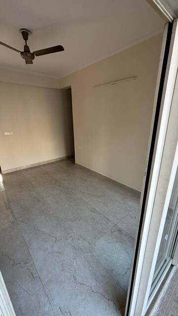 Room in 4 BHK Apartment at Antriksh Nature, Sector 52 – for Sale