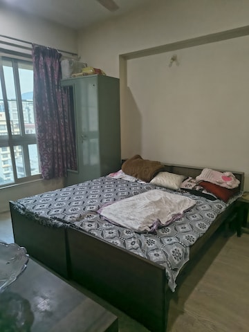 Furnished Amenities in 3 BHK Apartment at Chembur – for Rent