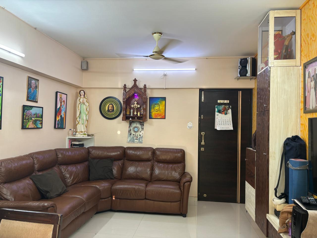 2 BHK + Study Room Apartment For Rent in  Amboli, Andheri West