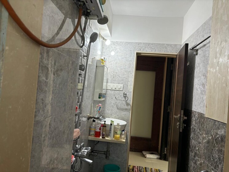 Bathroom, amboli 2 Bedroom 679 Sq.Ft. Apartment In Amboli Mumbai 9646331