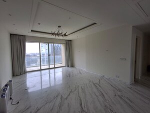 Room in 4 BHK Apartment at Bhartiya Leela Residences, Thanisandra Main Road – for Rent