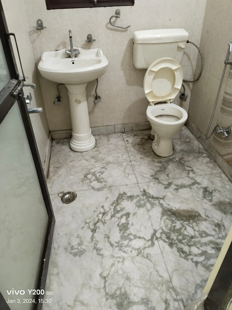 Bathroom, kohli-one-malibu-town 1 Bedroom 540 Sq.Ft. Independent House In Sector 47 Gurgaon 9646352