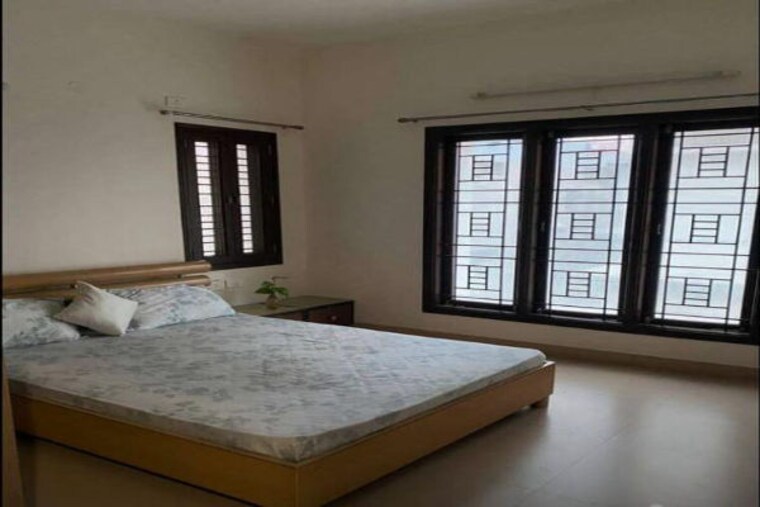 Room, dn nagar 3 Bedroom 1290 Sq.Ft. Apartment In Dn Nagar Mumbai 9646351