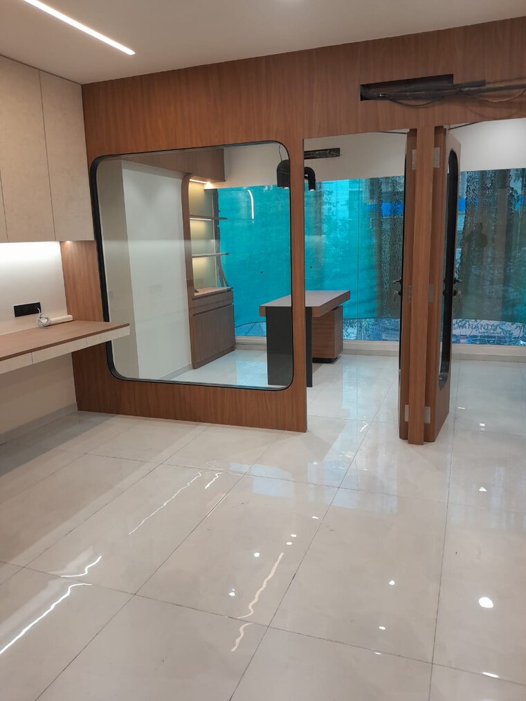 Room, nootan-center-point Commercial Office Space 513 Sq.Ft. In Kandivali West Mumbai 9646417