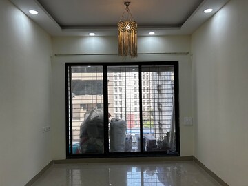 Room in 2 BHK Apartment at Dn Nagar – for Rent