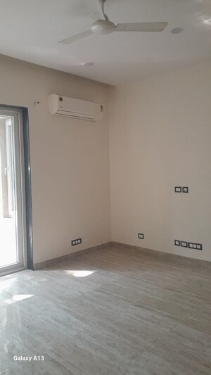 Room in 3 BHK Builder Floor at Kohli One Malibu Town, Sector 47 – for Rent