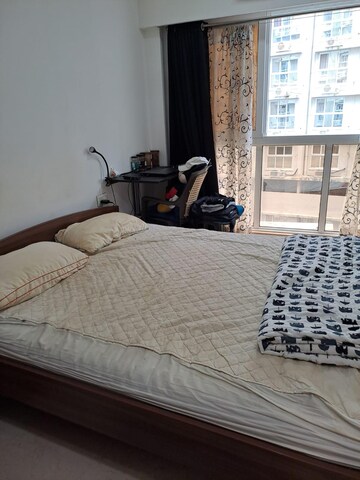 Bedroom in 2 BHK Apartment at Dn Nagar – for Rent