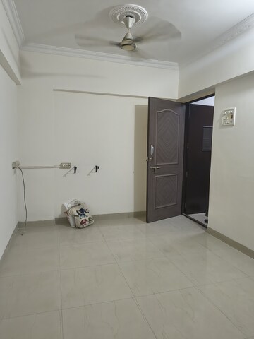 Furnished Amenities in 1 BHK Apartment at Kurla East – for Rent