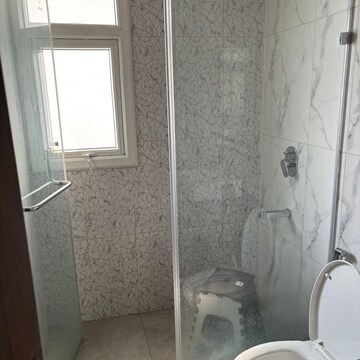 Bathroom in 3 BHK Apartment at Central Park Flower Valley Aqua Front Towers, Sohna Sector 33 – for Rent