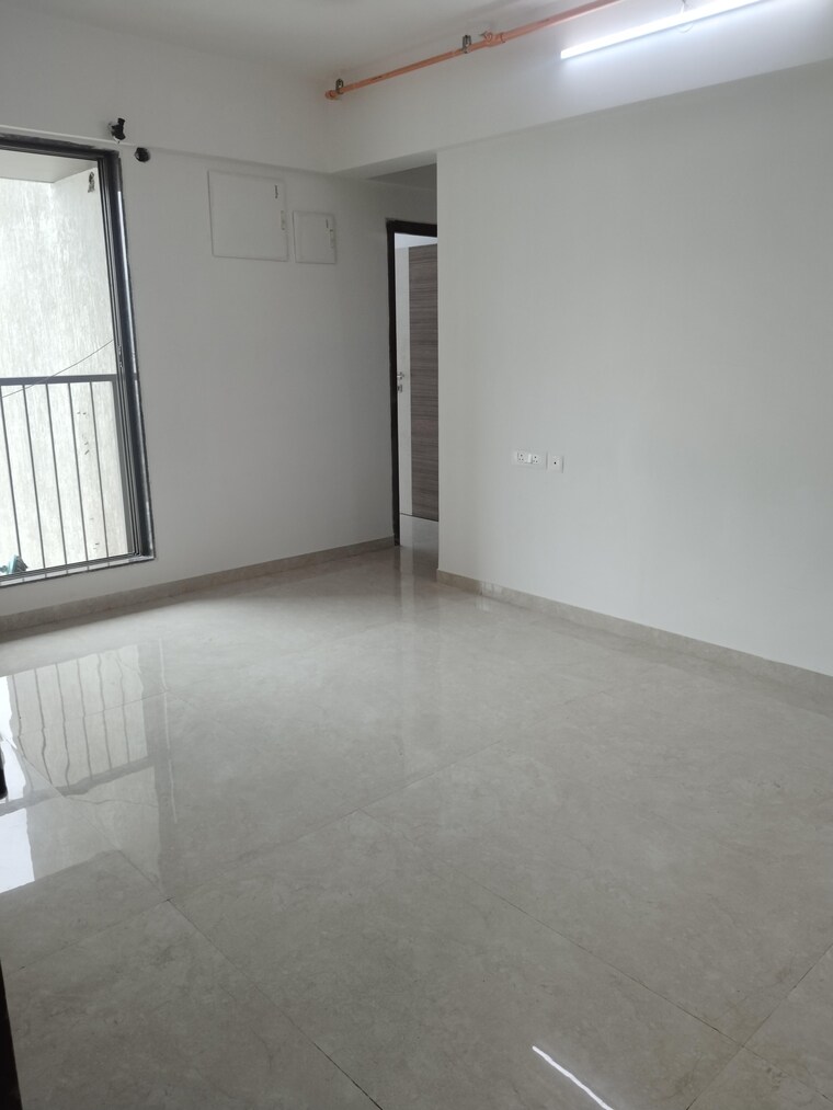 Room, jeevan nagar 2 Bedroom 609 Sq.Ft. Apartment In Jeevan Nagar Mumbai 9646476