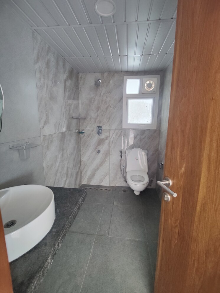 Bathroom, prestige-beverly-hills 3 Bedroom 1874 Sq.Ft. Apartment In Kokapet Hyderabad 9646489