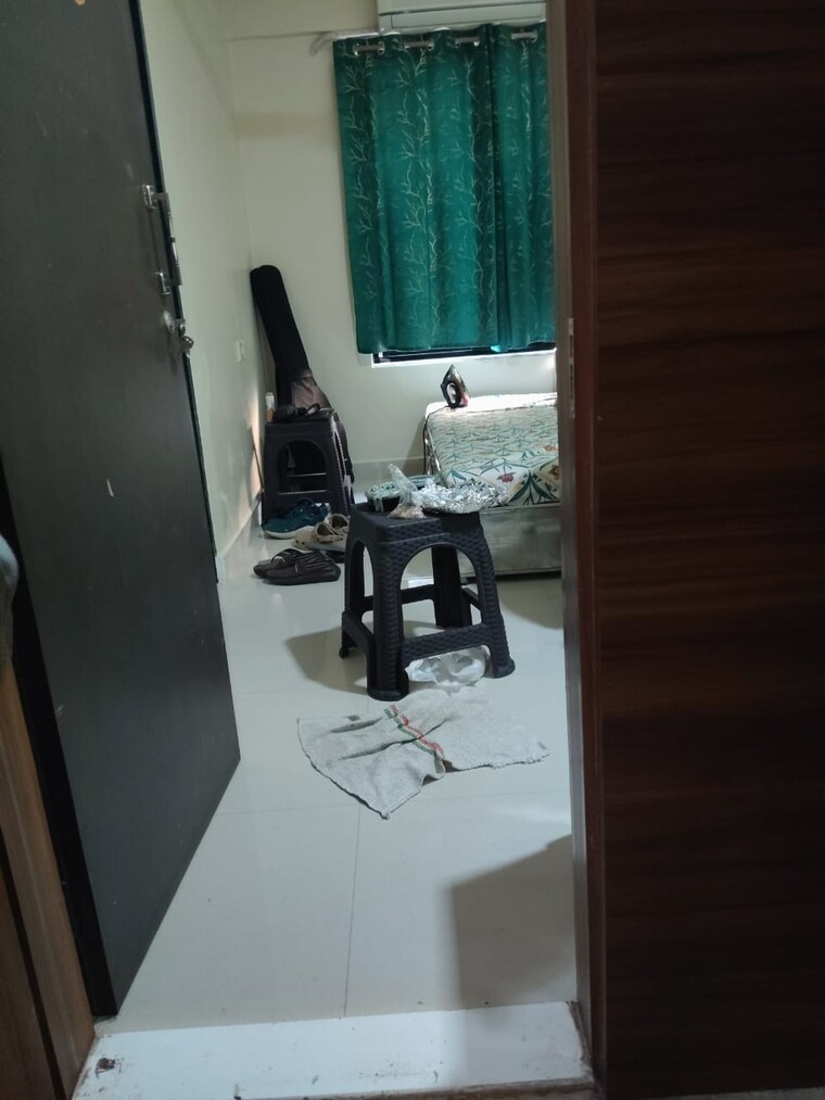 Team Area, mantri-park 1 RK 225 Sq.Ft. Apartment In Goregaon East Mumbai 9646492