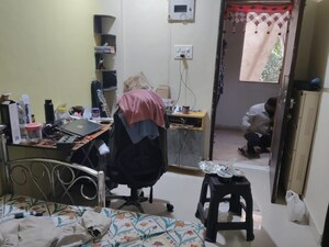 Team Area in 1 RK Apartment at Mantri Park, Goregaon East – for Rent