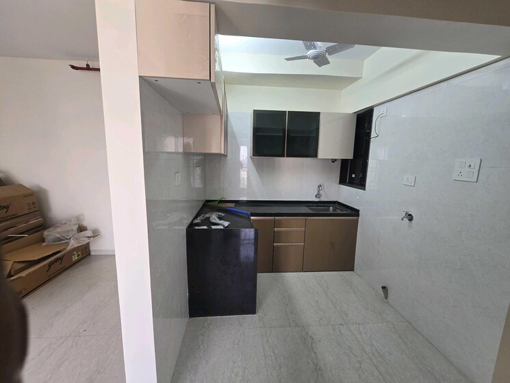 Kitchen, dn nagar 2 Bedroom 470 Sq.Ft. Apartment In Dn Nagar Mumbai 9646491
