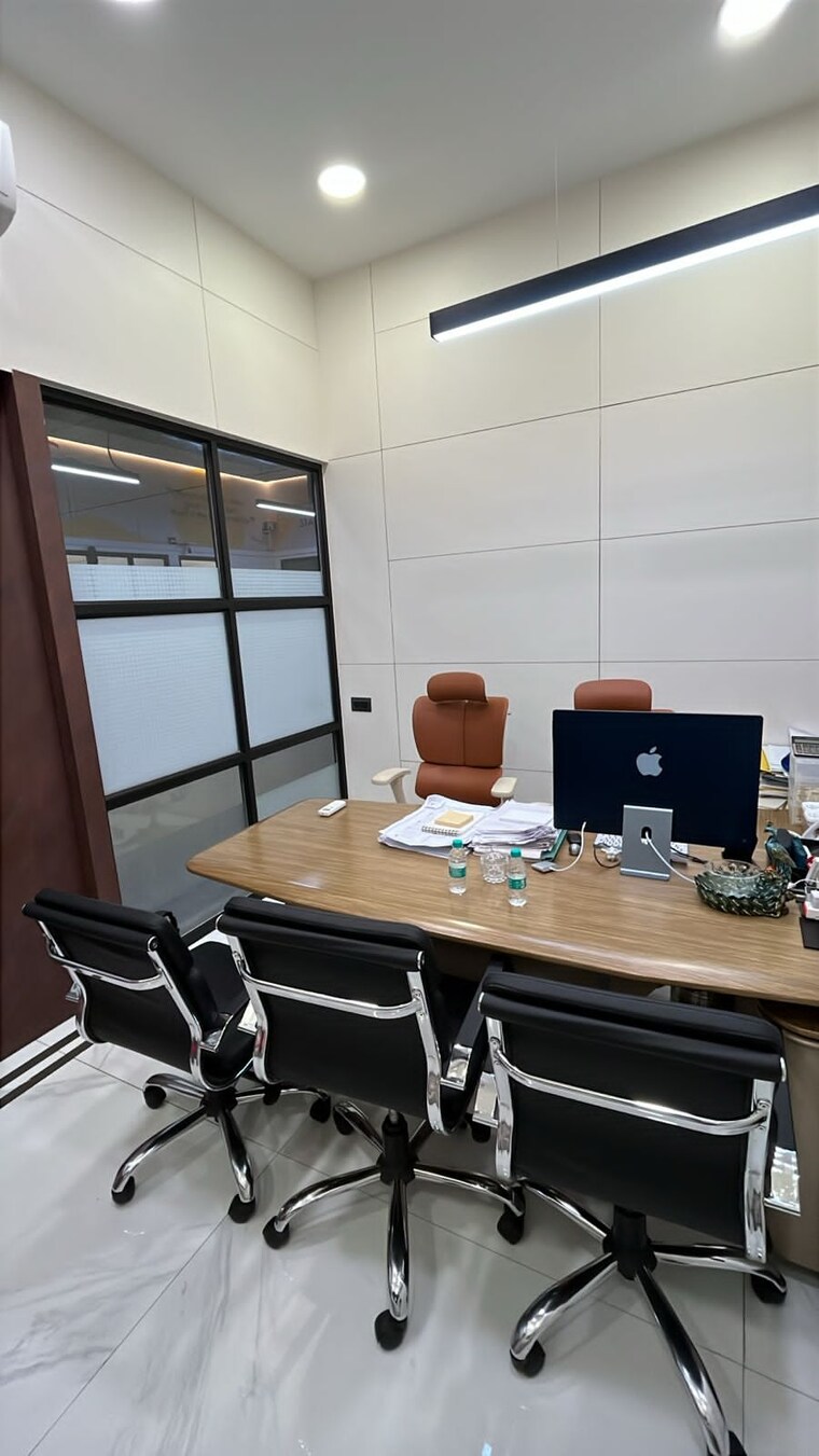 Team Area, powai-plaza Commercial Office Space 1850 Sq.Ft. In Powai Mumbai 9646499