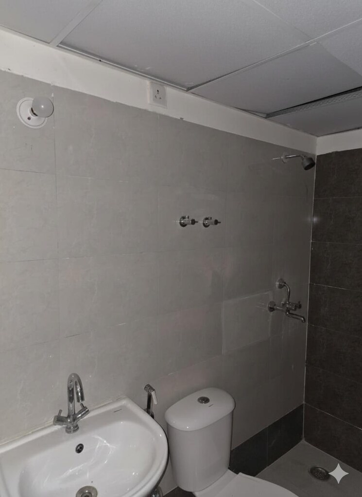 Bathroom, mcc-signature-heights 2 Bedroom 1250 Sq.Ft. Apartment In Raj Nagar Extension Ghaziabad 9646505