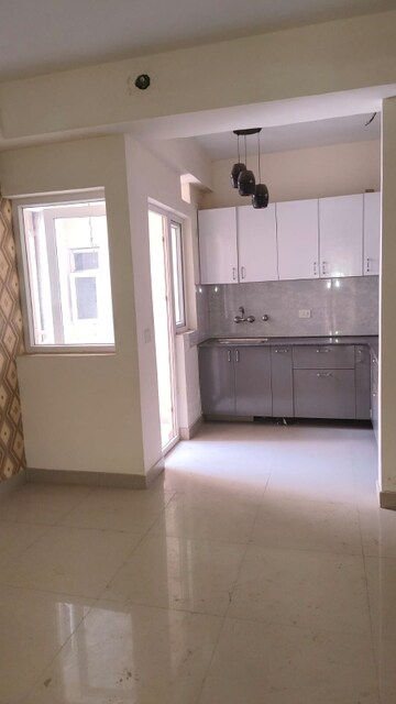 Room in 2 BHK Apartment at Trident Embassy, Sector 1 Greater Noida – for Sale