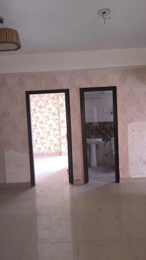 Room in 2 BHK Apartment at Trident Embassy, Sector 1 Greater Noida – for Sale