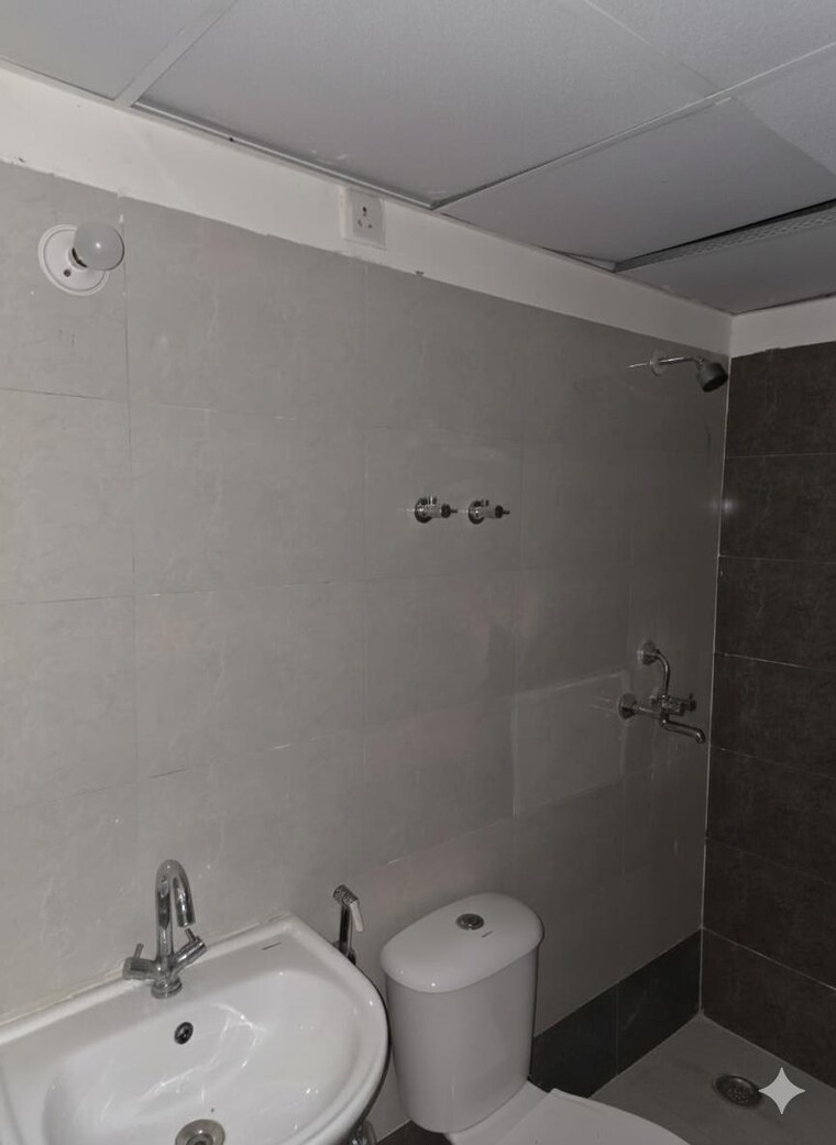 Bathroom, mcc-signature-heights 2 Bedroom 1250 Sq.Ft. Apartment In Raj Nagar Extension Ghaziabad 9646514
