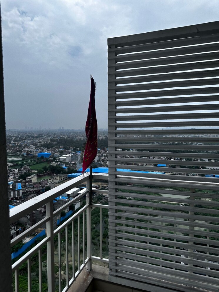 Balcony, puri-emerald-bay 2 Bedroom 1550 Sq.Ft. Apartment In Dhanwapur Gurgaon 9646513