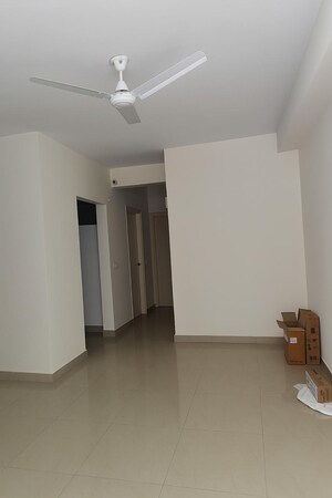 Room in 2 BHK Apartment at MCC Signature Heights, Raj Nagar Extension – for Rent