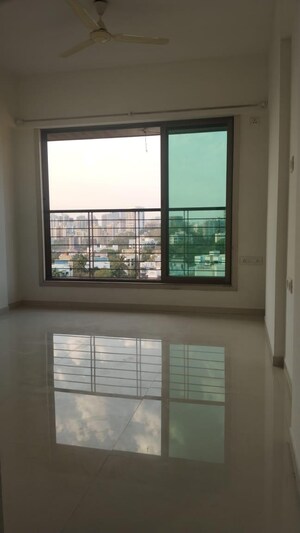 2 BHK Apartment For Rent in Amboli