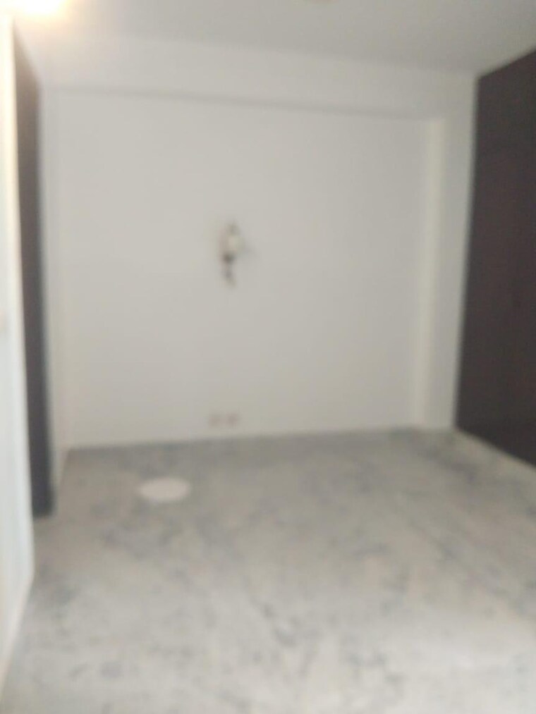 Room, gulmohar park 3 Bedroom 1800 Sq.Ft. Builder Floor In Gulmohar Park Delhi 9646533