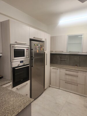 Kitchen in 3 BHK Builder Floor at Green Park – for Rent