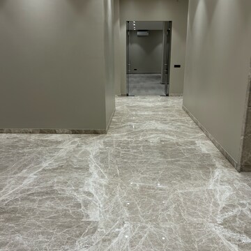 Room in 4 BHK Builder Floor at Vasant Vihar – for Sale