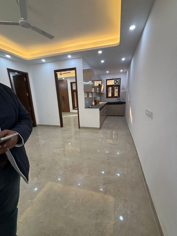 2 BHK Builder Floor For Rent in Saket