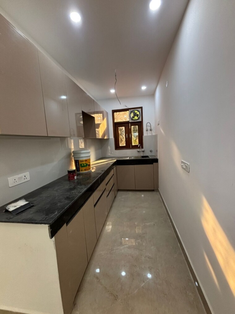 Kitchen, saket 2 Bedroom 1000 Sq.Ft. Builder Floor In Saket Delhi 9646555