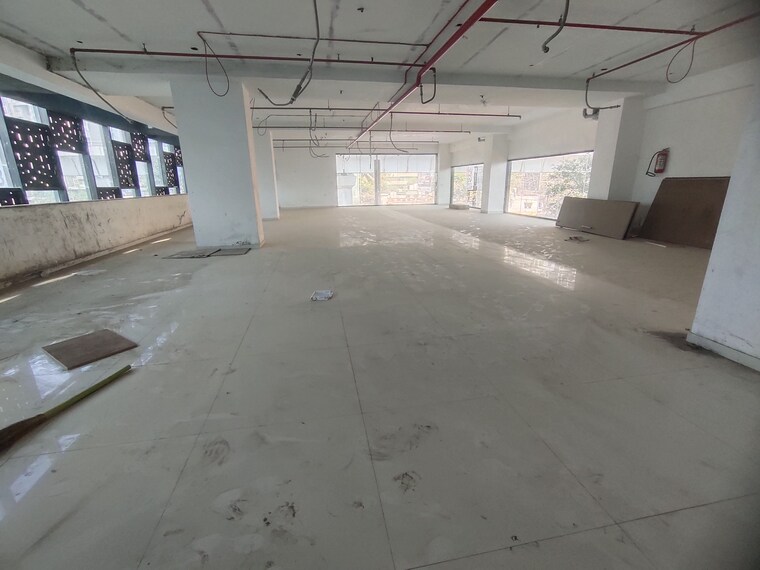  Parking, aastha-bhama-pearl Commercial Office Space 3000 Sq.Ft. In Wakad Pune 9646584